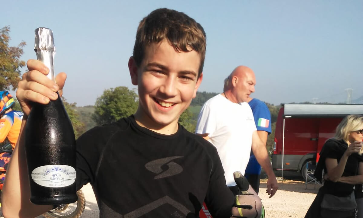 il campione brinda con Ca San Vito